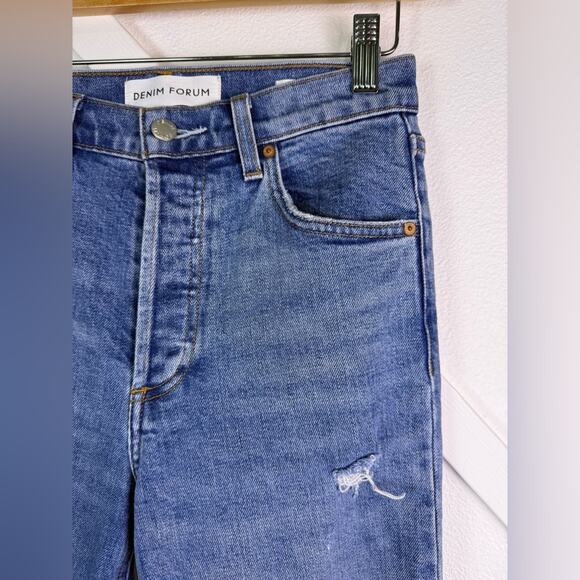 Aritzia Denim Forum The Arlo Hi-Rise Straight Distressed Jeans Size 25 - Picture 2 of 11